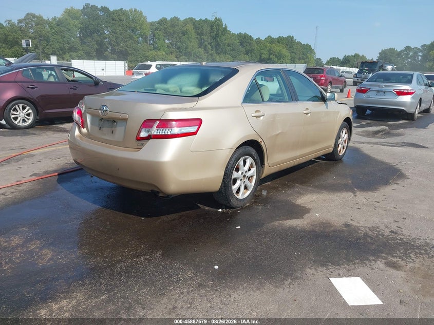 2011 TOYOTA CAMRY auction photo 4
