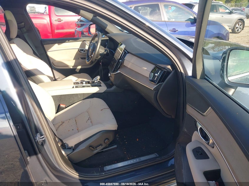 VOLVO XC90 PLUG-IN HYBRID 2026 VIN YV4H60PE4T1475956