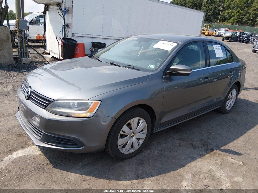 2013 VOLKSWAGEN JETTA auction photo 2