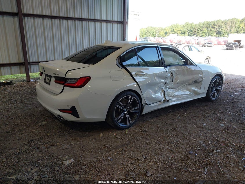 BMW 330I - zdjęcie 4