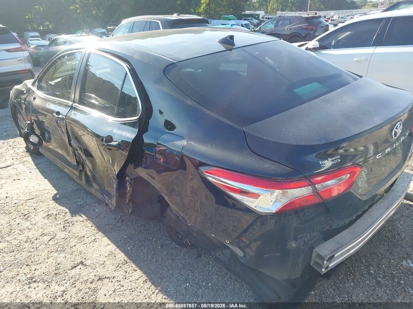 TOYOTA CAMRY - zdjęcie 3