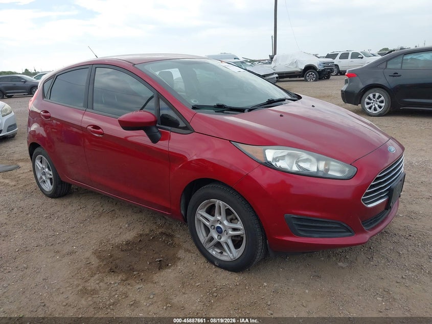 Vin: 3fadp4ej8hm159322, lot: 46386695, ford fiesta se 2017 img_1