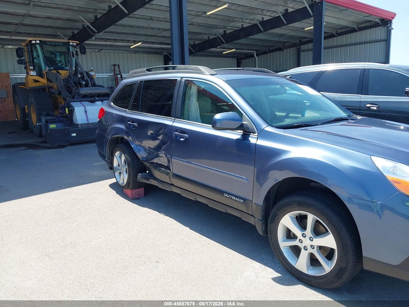 2013 SUBARU OUTBACK auction photo 6