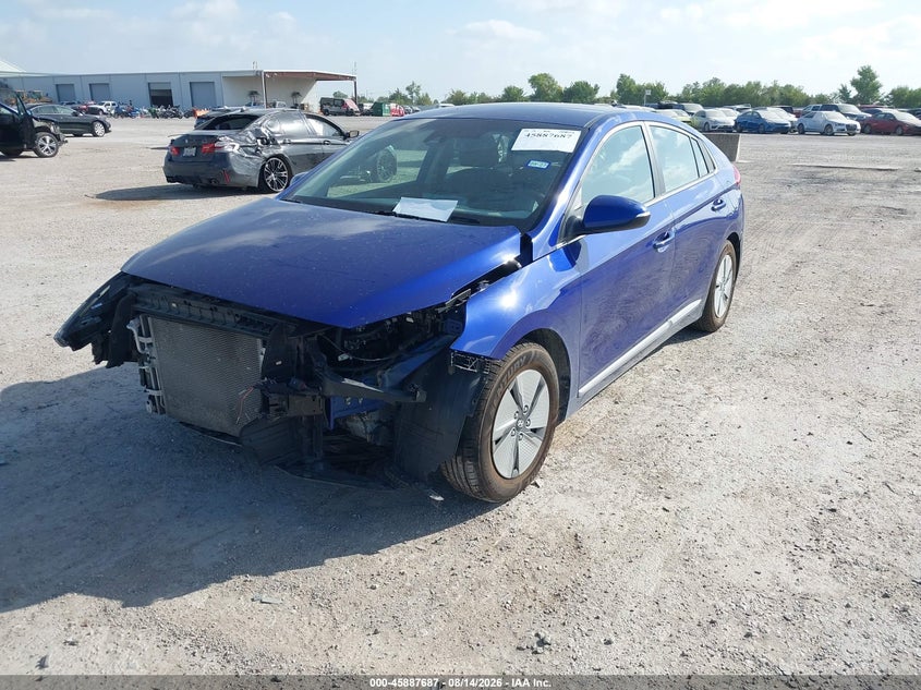 2021 HYUNDAI IONIQ HYBRID auction photo 2