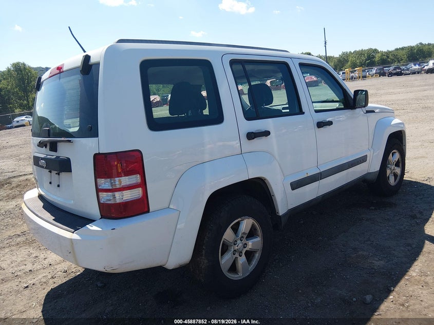 2011 JEEP LIBERTY auction photo 4