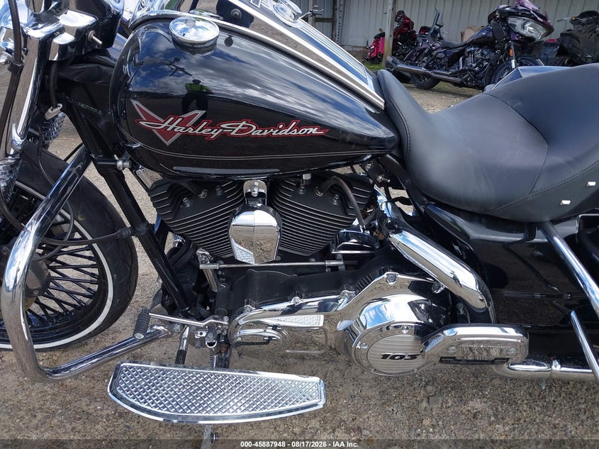 2013 HARLEY-DAVIDSON ROAD KING SPORT_BIKE 2
