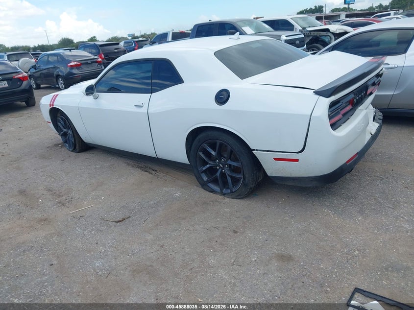 DODGE CHALLENGER - zdjęcie 3