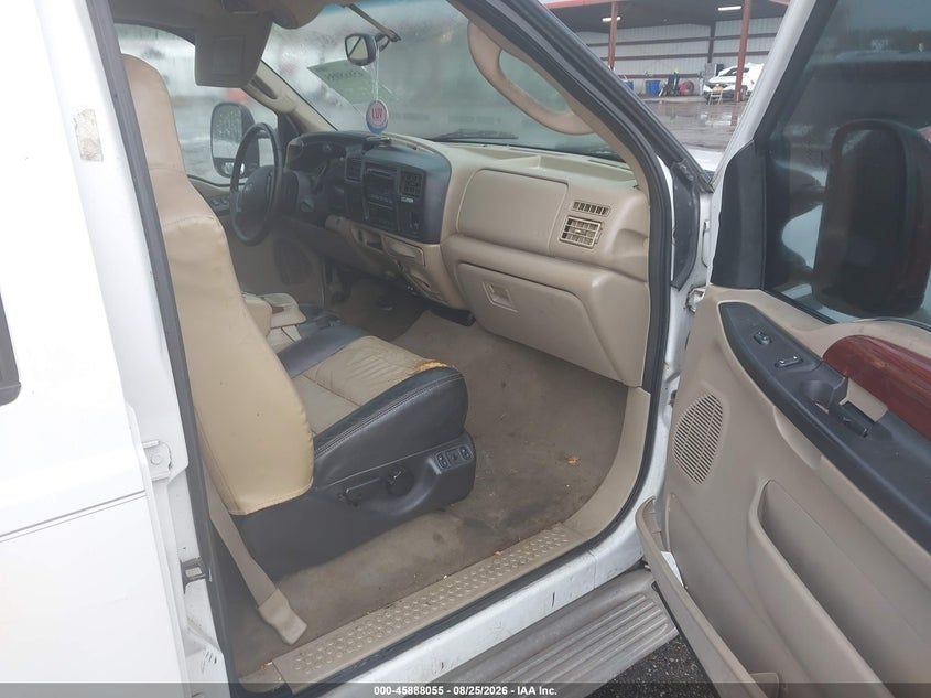 FORD EXCURSION 2005 VIN 1FMNU44L45EB61625
