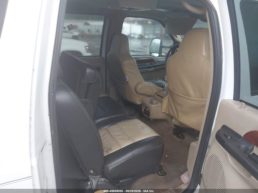FORD EXCURSION 2005 VIN 1FMNU44L45EB61625