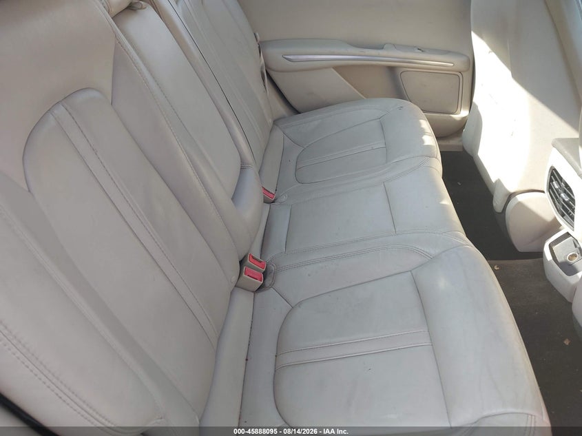 2016 LINCOLN MKZ auction photo 8