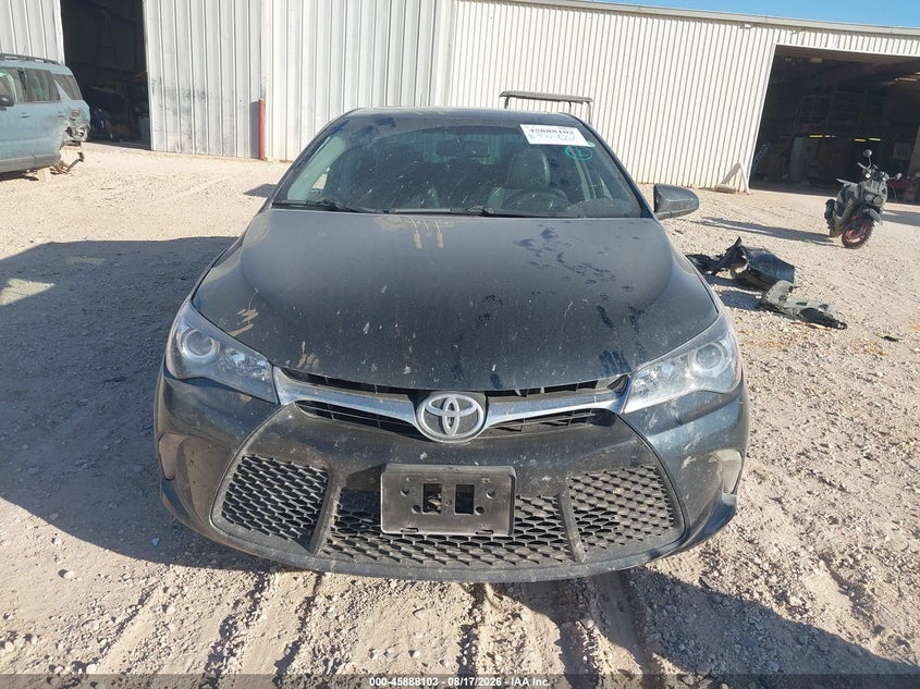 TOYOTA CAMRY - zdjęcie 13