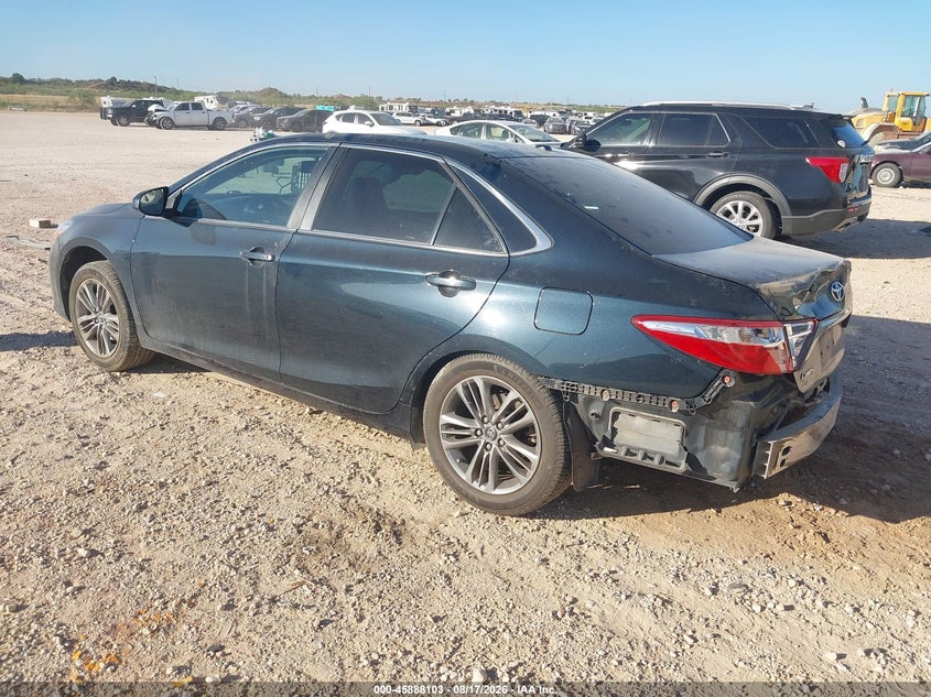 TOYOTA CAMRY - zdjęcie 3