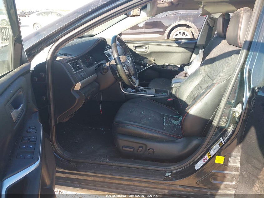 TOYOTA CAMRY - zdjęcie 5