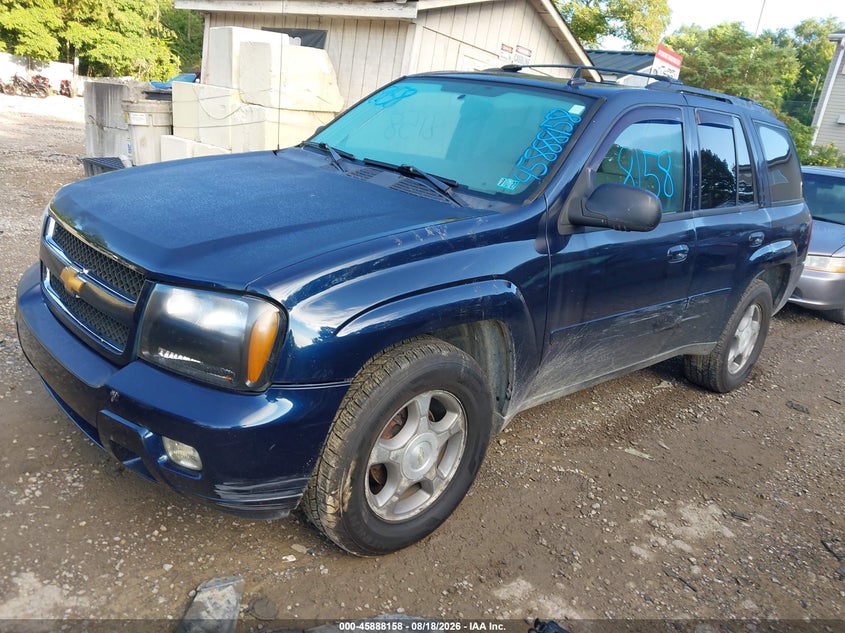 2008 Chevrolet TrailBlazer, Front End, IAAI, VIN 1GNDT13S082225621 — photo 2