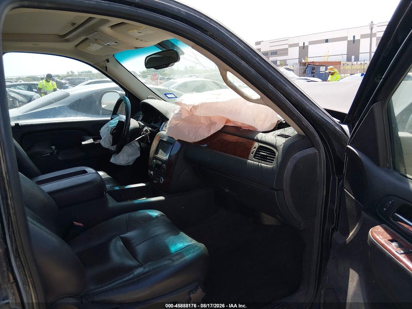 2013 CHEVROLET TAHOE HYBRID auction photo 5