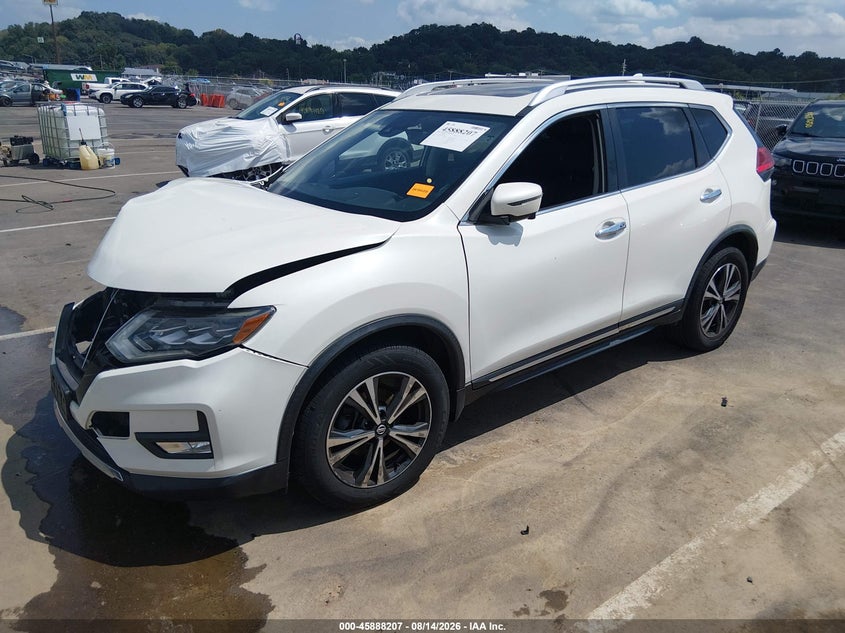2017 Nissan Rogue, Front End, IAAI, VIN JN8AT2MV1HW257615 — photo 2