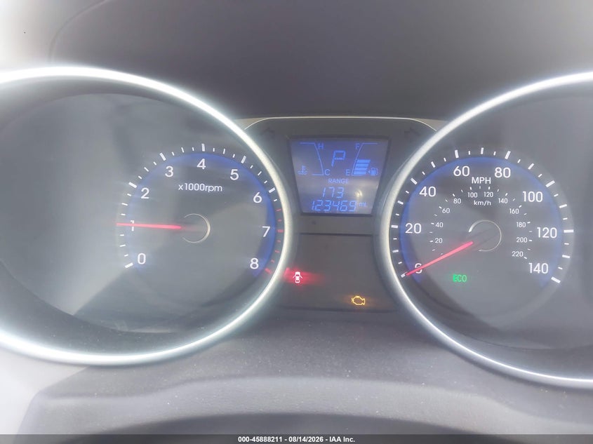 HYUNDAI TUCSON 2015 VIN KM8JUCAGXFU110900