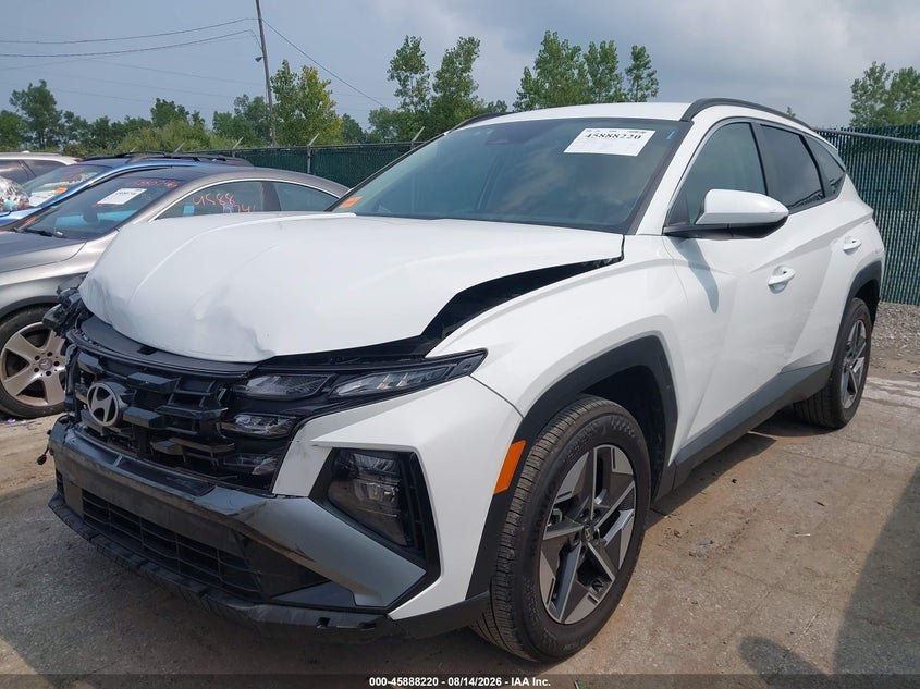 2025 HYUNDAI TUCSON auction photo 2