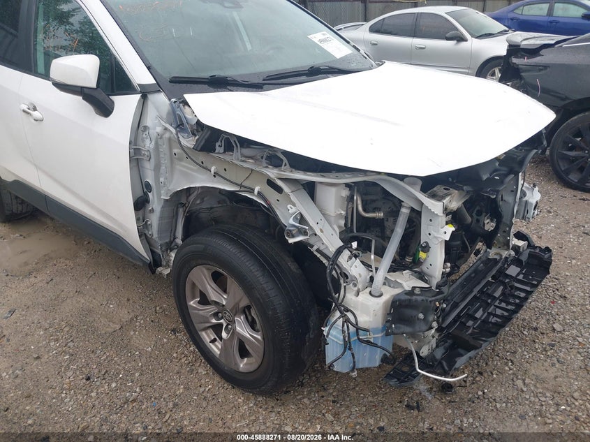 TOYOTA RAV4 - zdjęcie 6