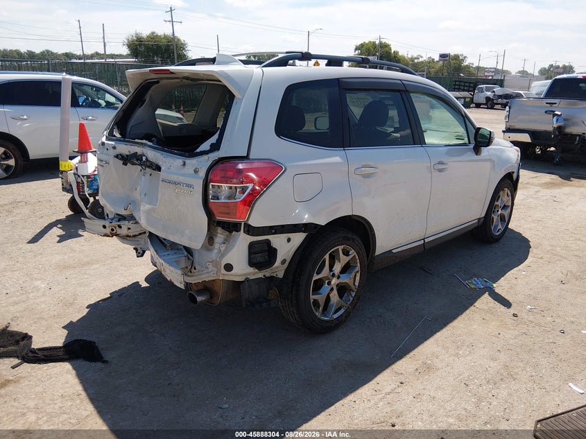 2016 SUBARU FORESTER auction photo 4
