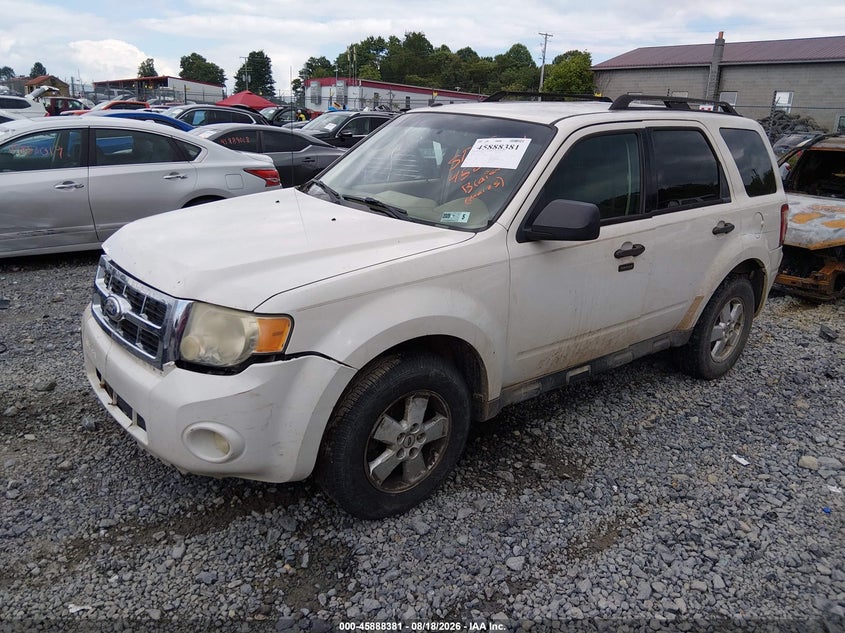 2010 FORD ESCAPE auction photo 2