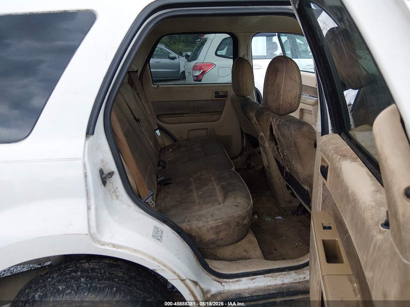 2010 FORD ESCAPE auction photo 8