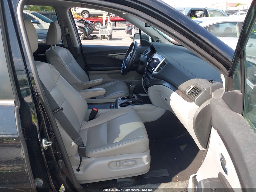 2016 HONDA PILOT auction photo 5