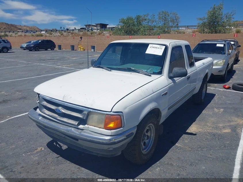 1994 Ford Ranger, Normal Wear & Tear, IAAI, VIN 1FTCR14X2RPC40865 — photo 2