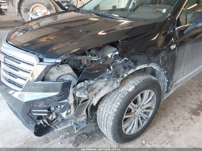 2017 CADILLAC XT5 auction photo 6