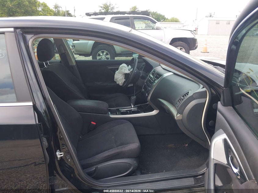 2013 NISSAN ALTIMA auction photo 5