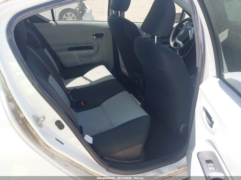 2012 TOYOTA PRIUS C auction photo 8