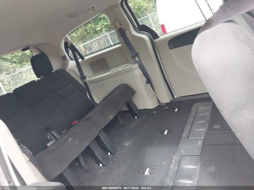 2015 DODGE GRAND CARAVAN auction photo 8