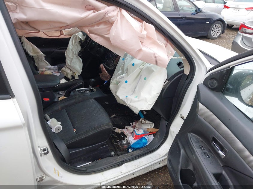 2016 MITSUBISHI OUTLANDER auction photo 5