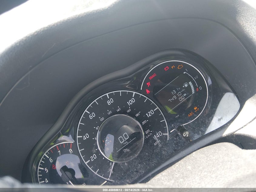 2016 NISSAN VERSA NOTE auction photo 7