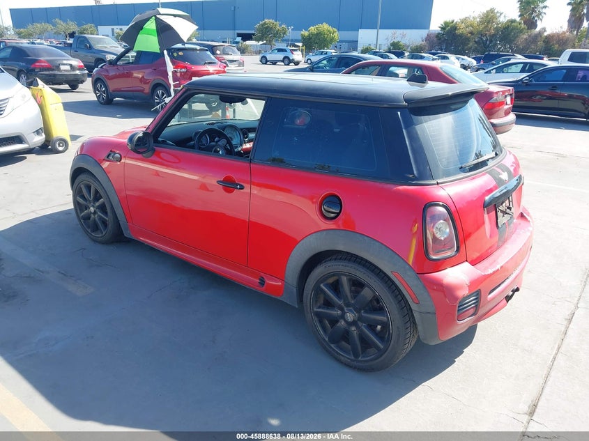 2010 MINI COOPER S auction photo 3