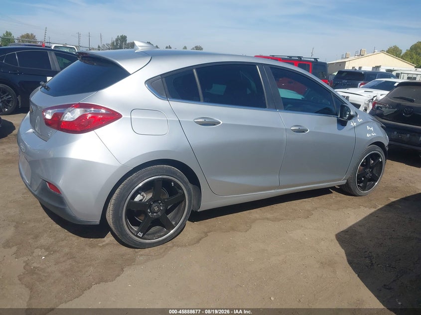 Vin: 3g1be6sm1hs586198, lot: 46387711, chevrolet cruze lt auto 20174