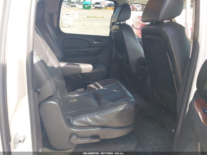 2008 CHEVROLET SUBURBAN 1500 auction photo 8