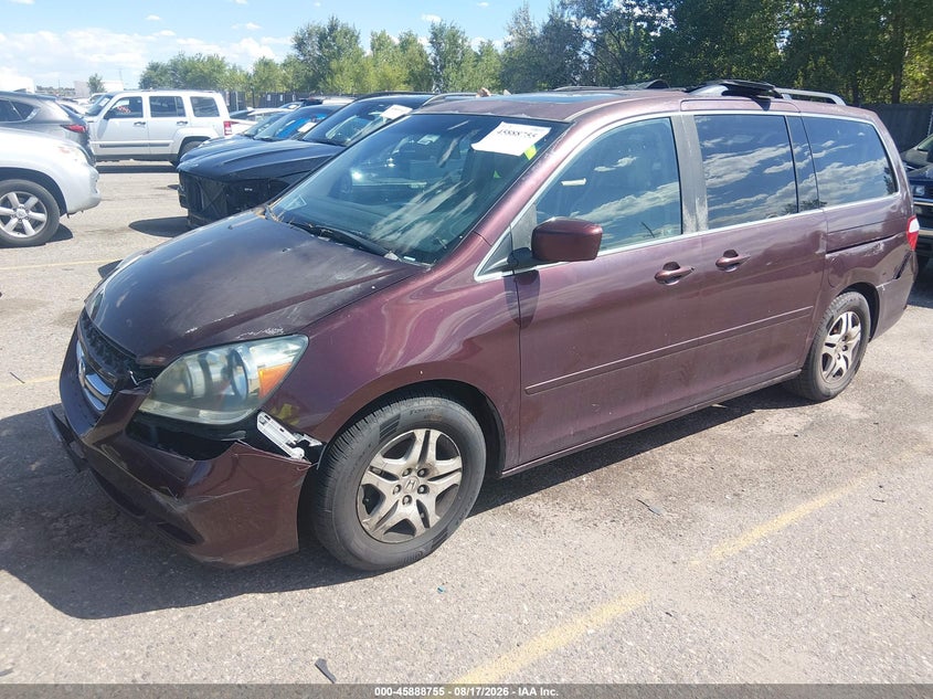2007 Honda Odyssey, Normal Wear & Tear, IAAI, VIN 5FNRL38757B067514 — photo 2