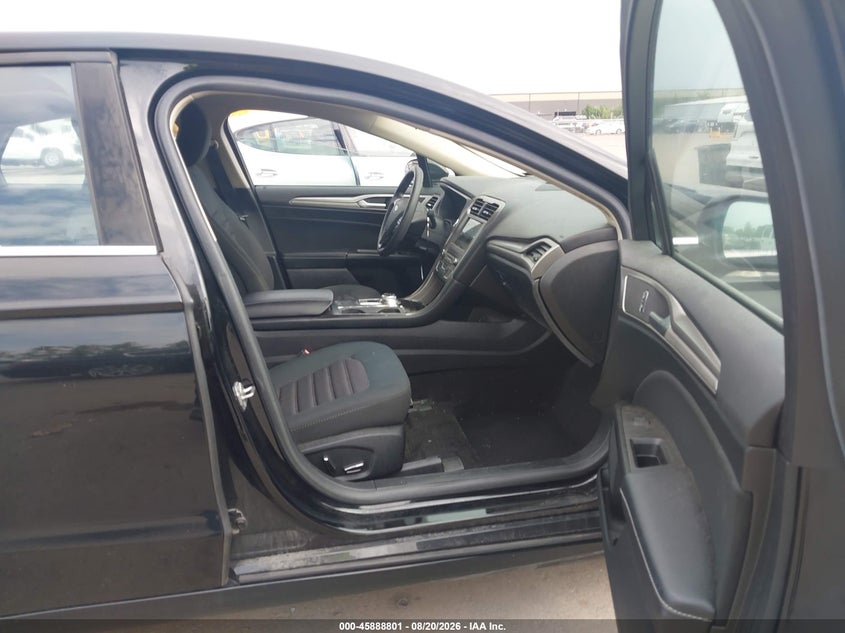 2018 FORD FUSION auction photo 5