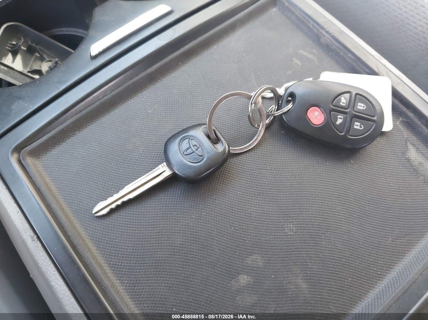 TOYOTA SIENNA - zdjęcie 11
