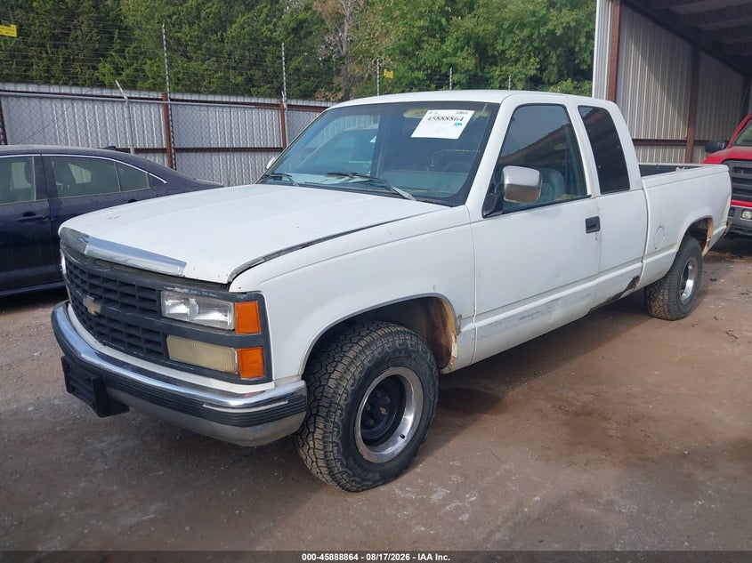 1991 CHEVROLET GMT-400 auction photo 2