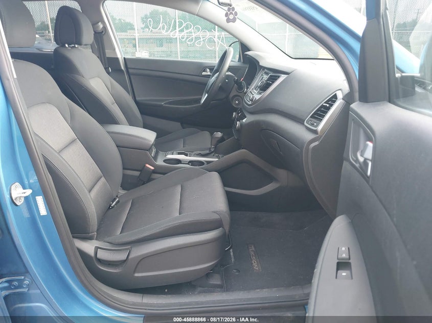 2017 HYUNDAI TUCSON auction photo 5