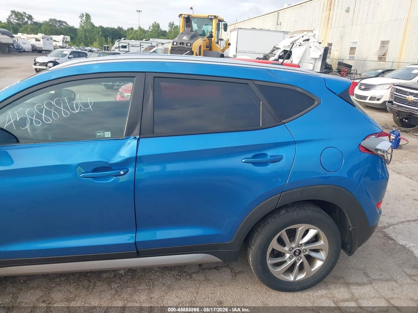 2017 HYUNDAI TUCSON auction photo 6