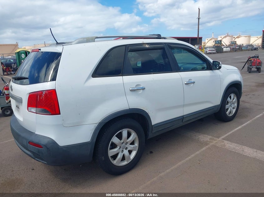 2012 KIA SORENTO auction photo 4