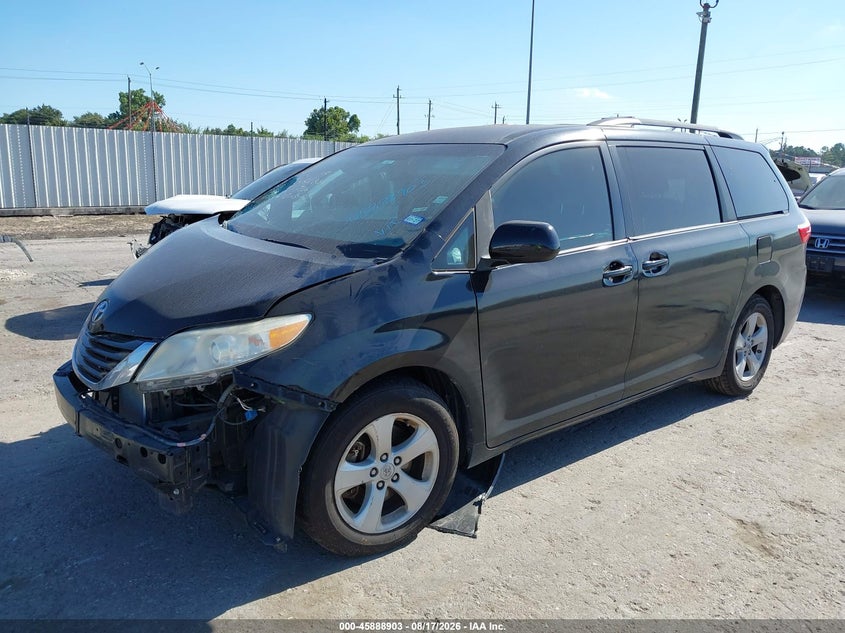Vin: 5tdkk3dcxfs557660, lot: 46387937, toyota sienna le 8 passenger 20152
