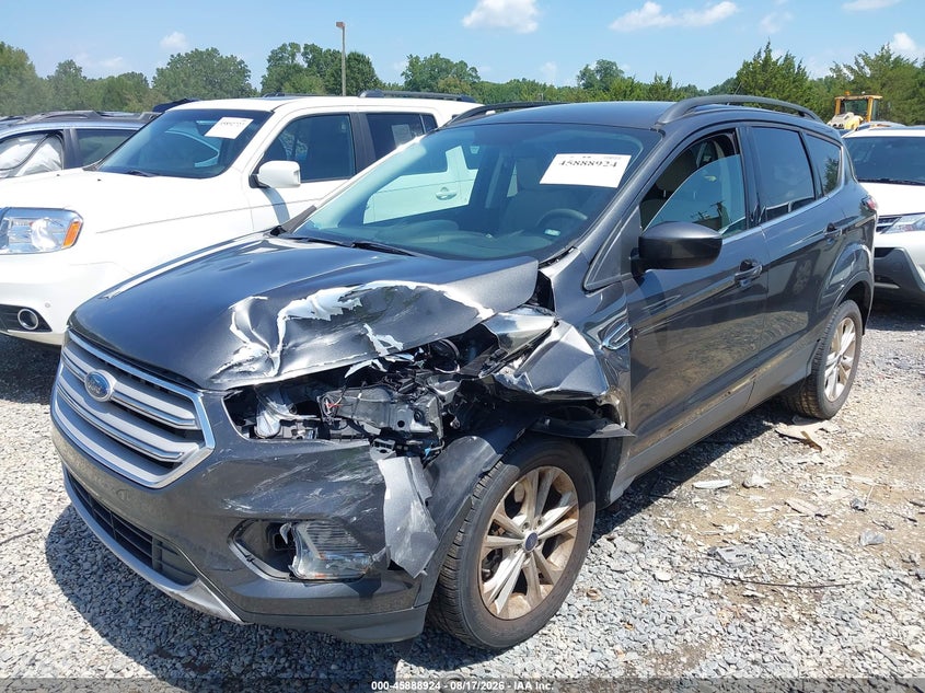 Vin: 1fmcu9gd0juc20629, lot: 46387958, ford escape se 20182