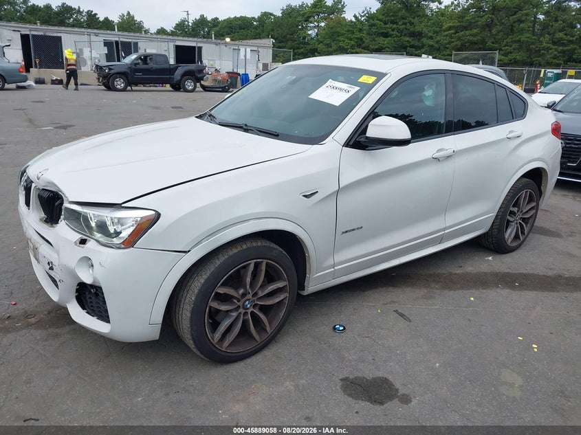 2015 BMW X4, Front End, IAAI, VIN 5UXXW3C58F0M88272 — photo 2