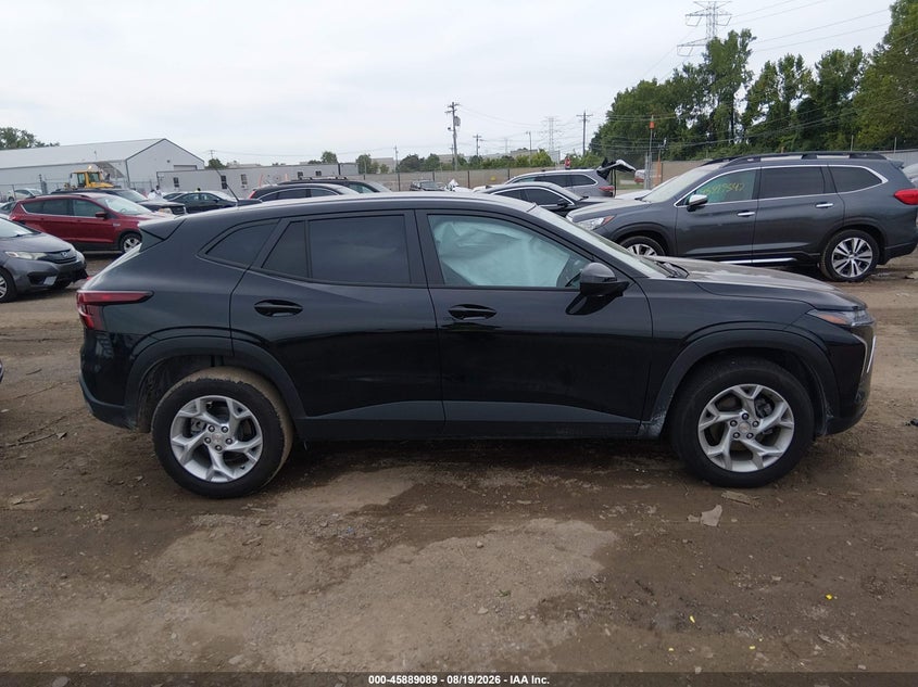 2025 CHEVROLET TRAX FWD LS · Фото 13