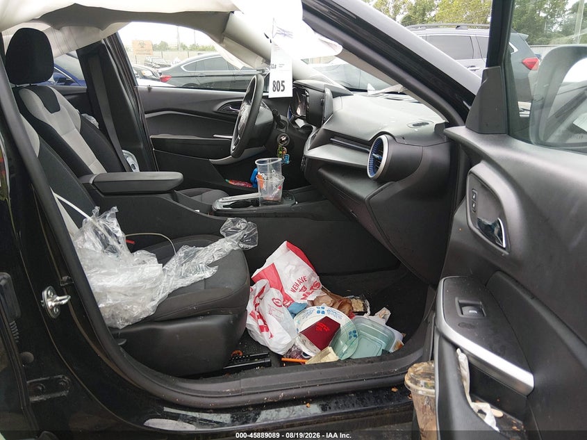 2025 CHEVROLET TRAX FWD LS · Фото 5