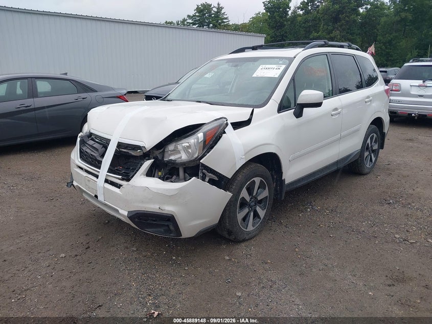 2018 Subaru Forester, Front End, IAAI, VIN JF2SJAGC8JH410576 — photo 2